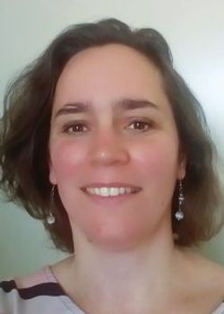 Anne-claire C. Toffart