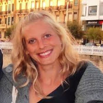 Kathrin M. Kniewallner